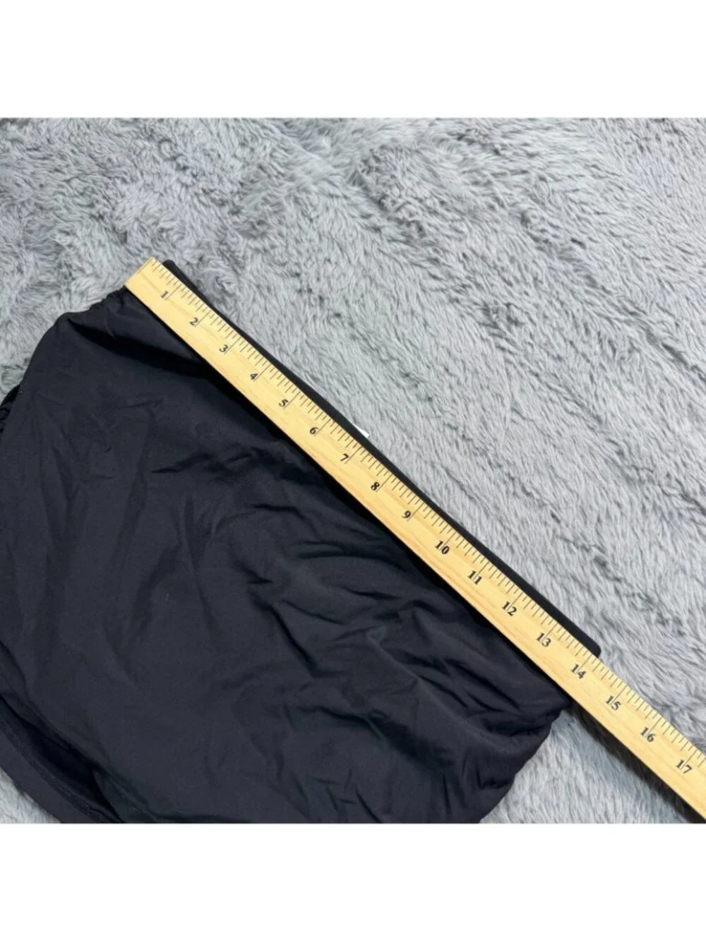 Apt. 9 apt skort